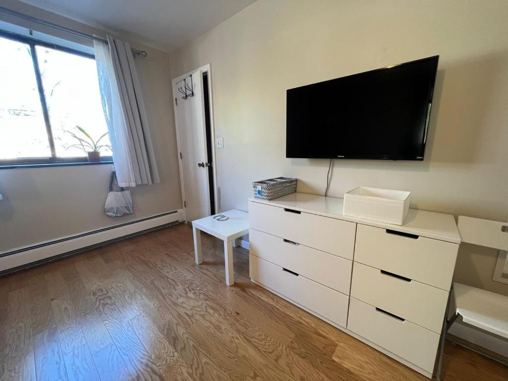 Private Room In A Grand House Βοστώνη Εξωτερικό φωτογραφία
