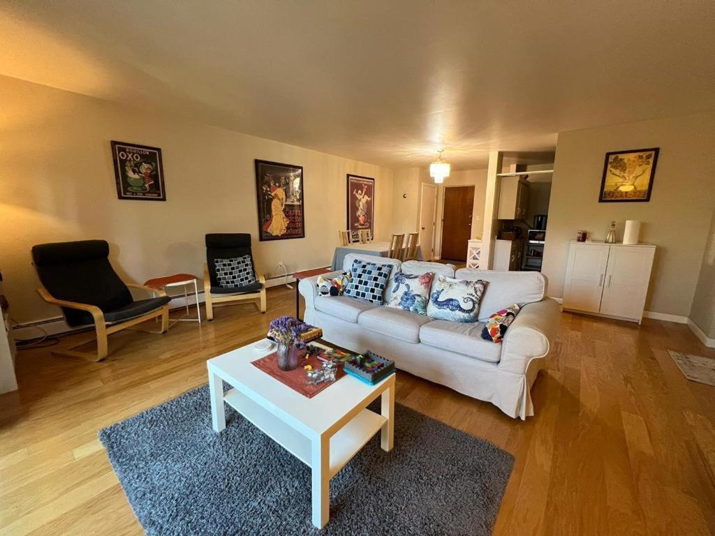 Private Room In A Grand House Βοστώνη Εξωτερικό φωτογραφία